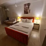 Apartmente In Solidhouse