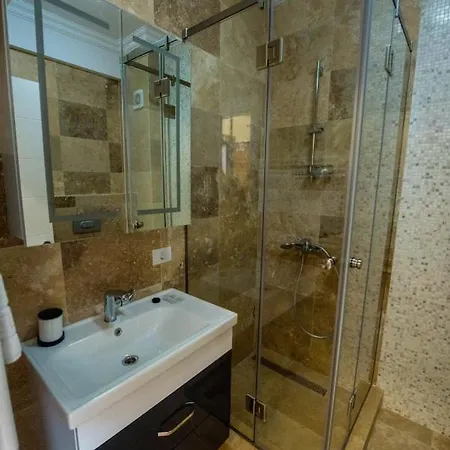 아파트 Apartmente In Solidhouse *