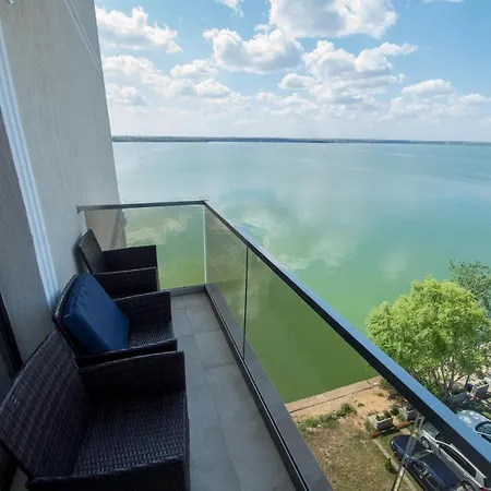 Apartmente In Solidhouse 아파트