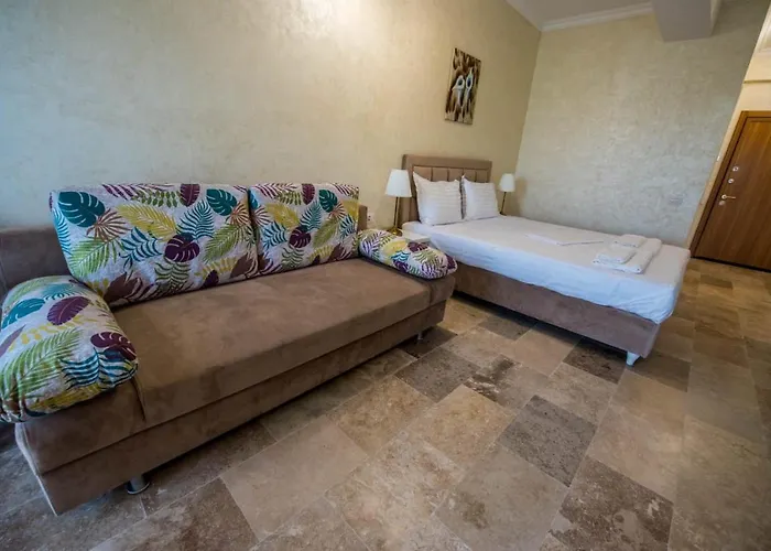 Apartmente In Solidhouse דירה *