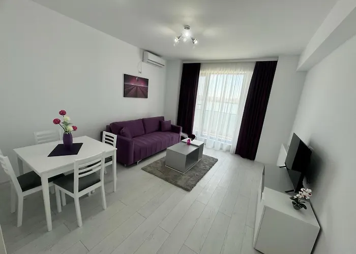 Apartmente In Solidhouse דירה מאמאיה