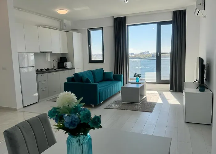 Apartmente In Solidhouse דירה *