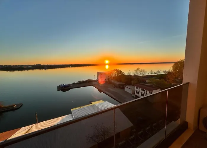 Apartmente In Solidhouse מאמאיה