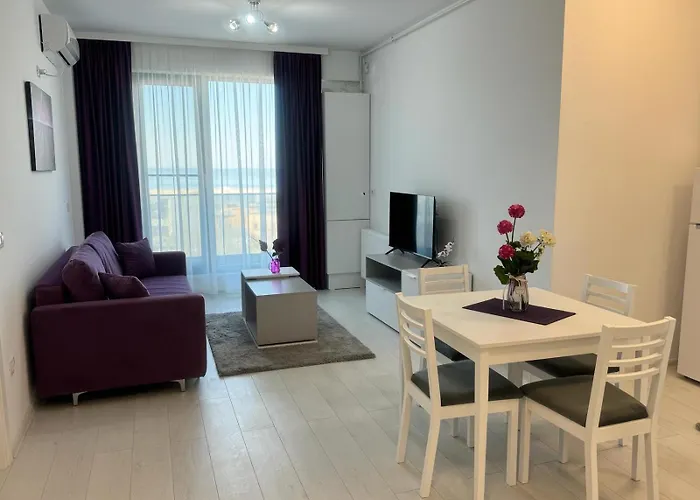 Apartmente In Solidhouse דירה *
